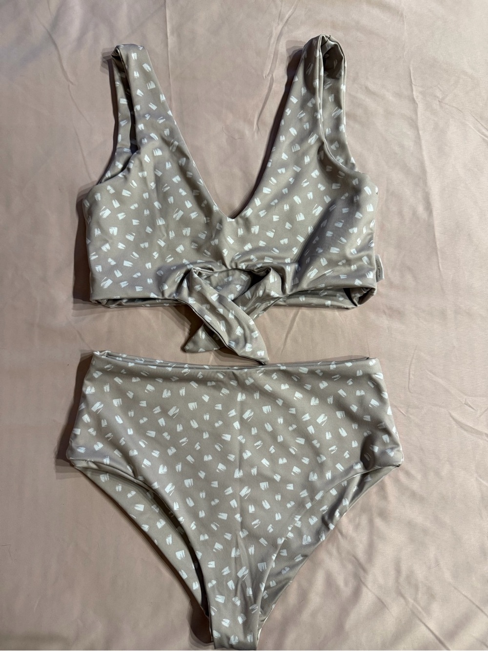 Imagine Perry Bikini Set - Picture 4 of 4